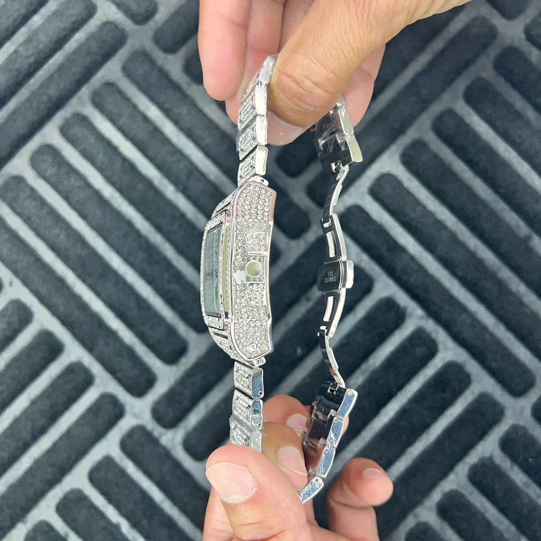 Cartier – Iced Out